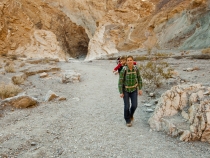 Lisa and Lilia in Mosaic Canyon