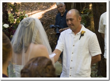 Mandy and Justin tie the knot