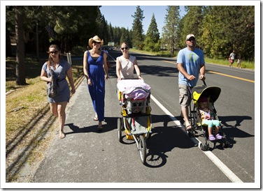 Margot, Jacque, Lisa, Lilia, Jarrid and Gianna on the way to the parade