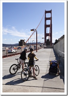 Sarah and Lisa on the Golden Gate Bridge
