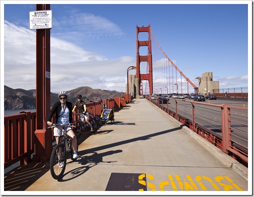 Sarah and Lisa on the Golden Gate Bridge