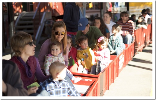 Lilia and Lisa waiting for the train to depart
