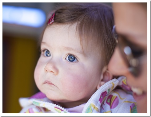 Blue eyes waiting for the train to depart