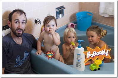 Sam, Lilia, Sophia and Anna Marie enjoying the bath