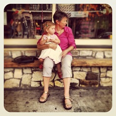 Lilia and Jenni counting cars